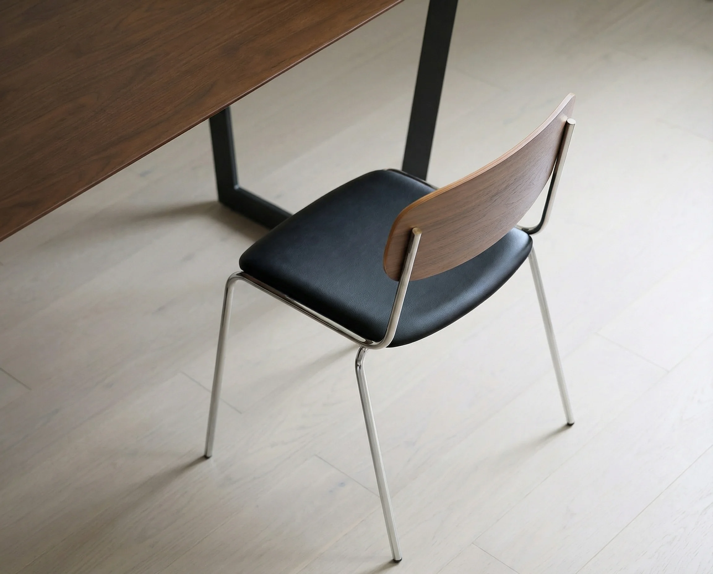 Стул MESSI L превью 4