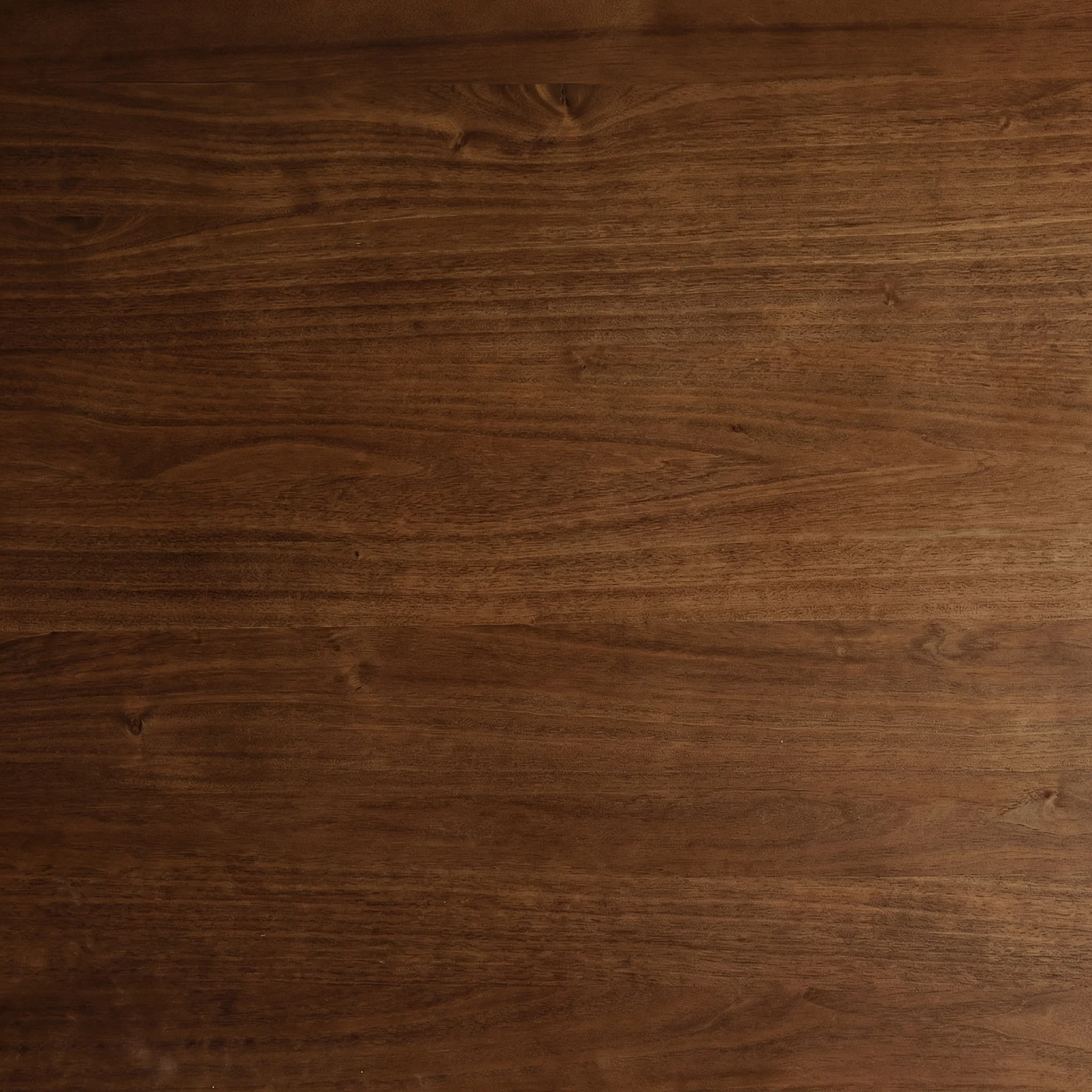 Массив  североамериканского тёмного ореха, Тёмный орех